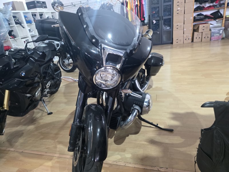 BMW Motorrad R 18 B Bagger (2024)(A) - Imagen 3