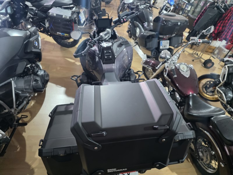 BMW Motorrad R1300GS Adventure Triple Black (2026) - Imagen 8