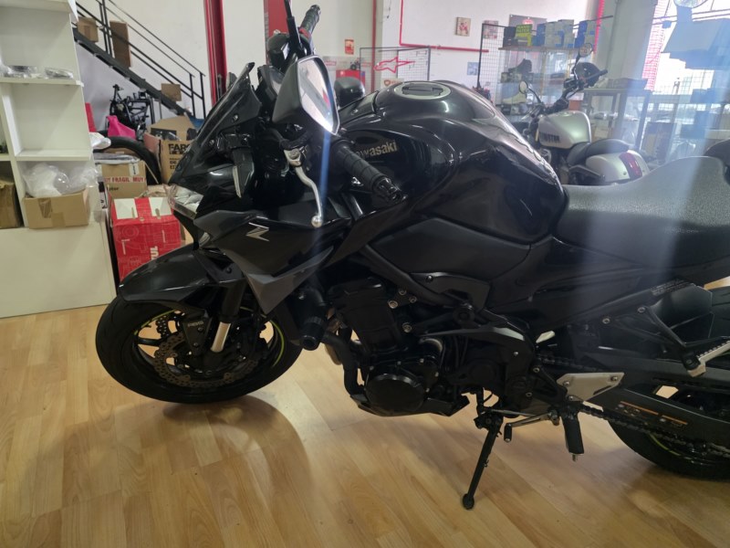 Kawasaki Z900 SE (2024)(A) - Imagen 3