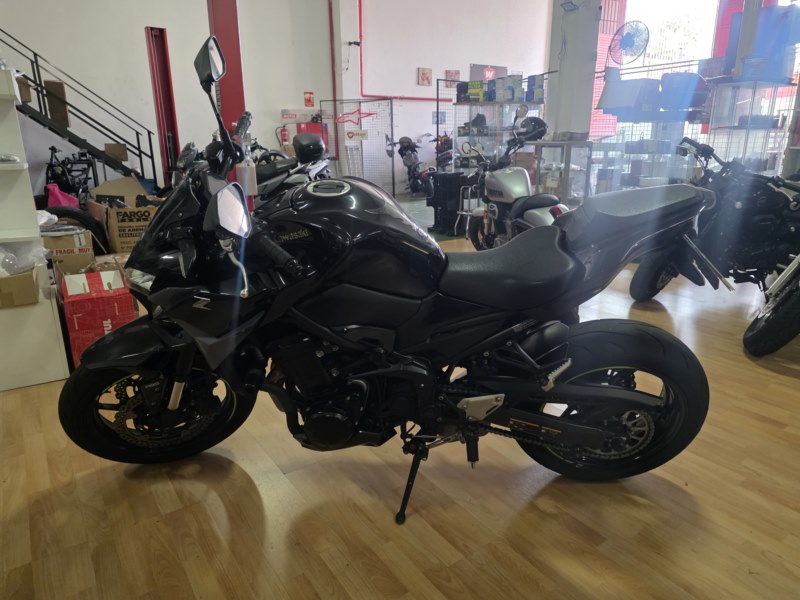 Kawasaki Z900 SE (2024)(A) - Imagen 4