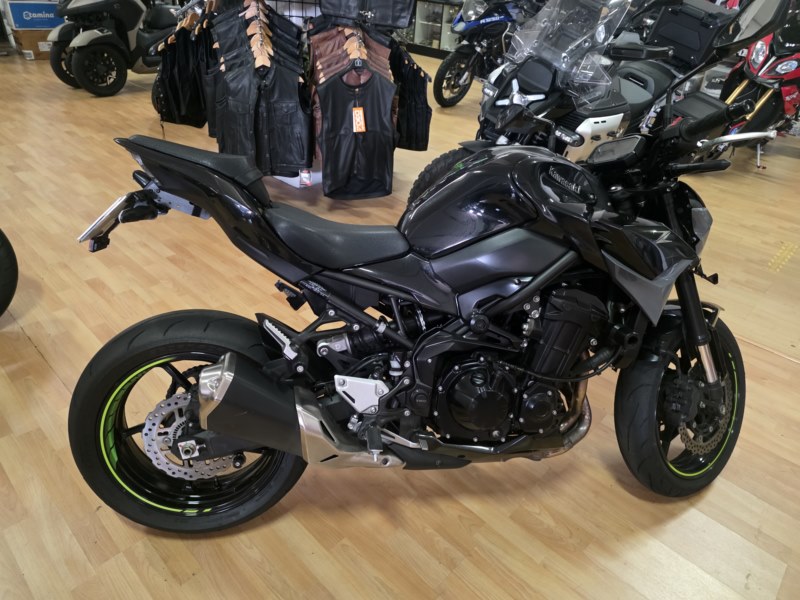 Kawasaki Z900 SE (2024)(A) - Imagen 9