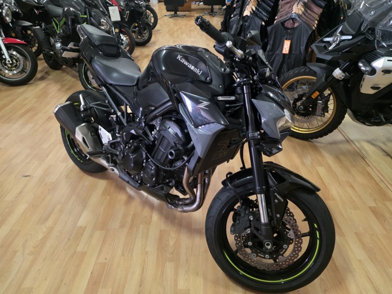 Kawasaki Z900 SE (2024)(A) - Imagen 10