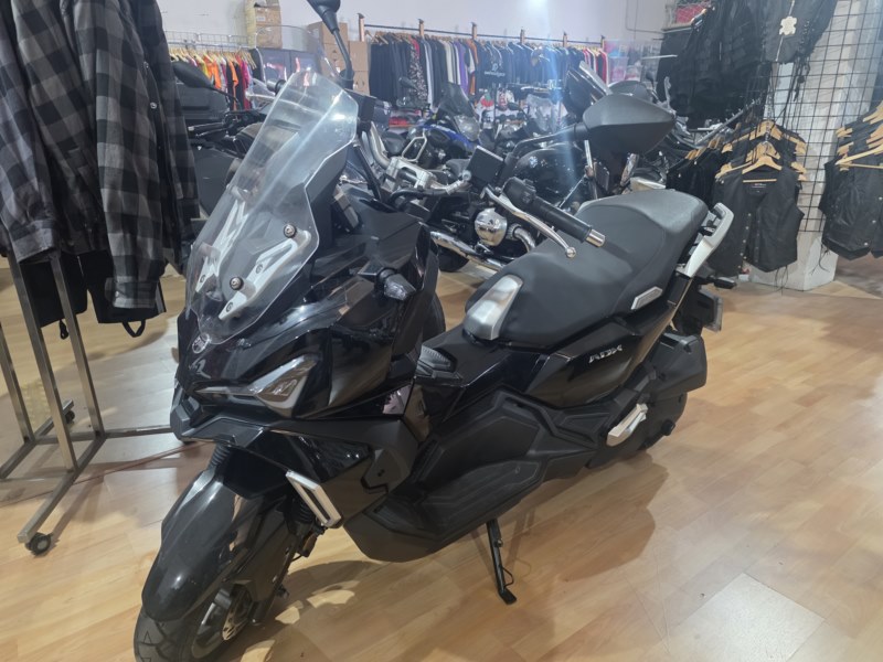 Sym ADX 125 ABS (2025)(B/A1) - Imagen 2