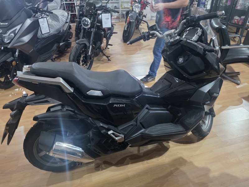 Sym ADX 125 ABS (2025)(B/A1) - Imagen 9