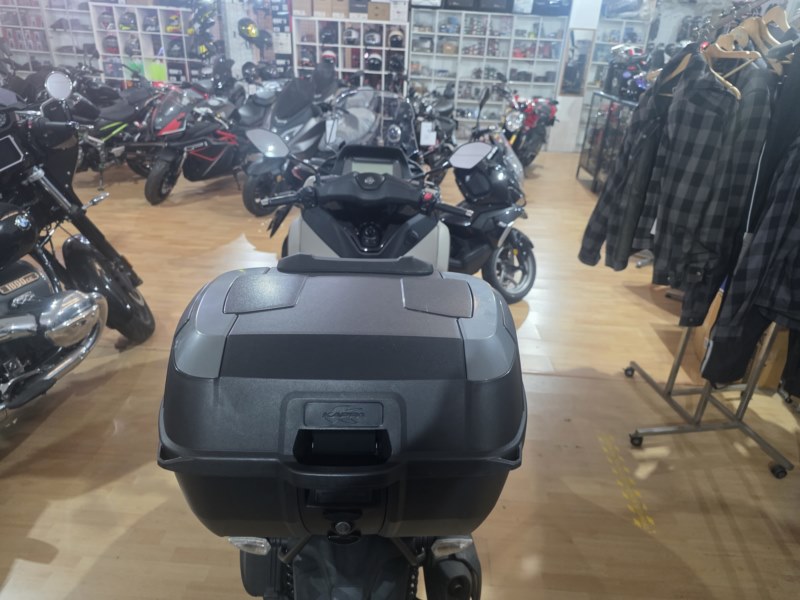 YAMAHA TRICITY 300 (2024)(B/A1/A2/A) - Imagen 6