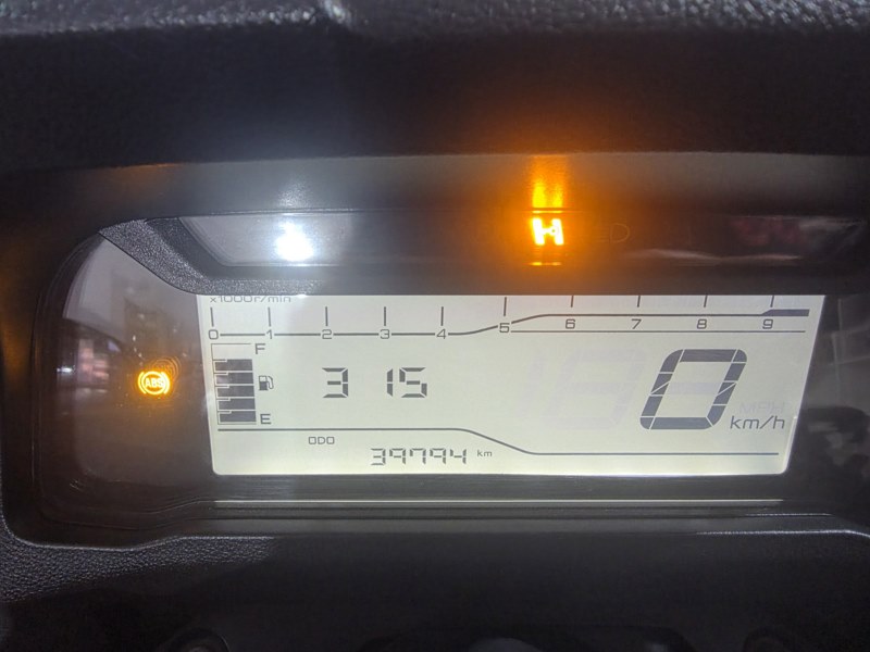 YAMAHA TRICITY 300 (2024)(B/A1/A2/A) - Imagen 11