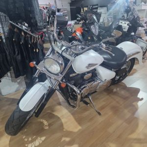 Suzuki Volusia VL800  2003  A 